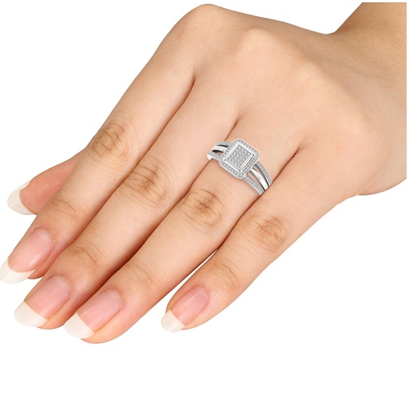 DIAMOND ENGAGEMENT RING - Picture 5 of 6